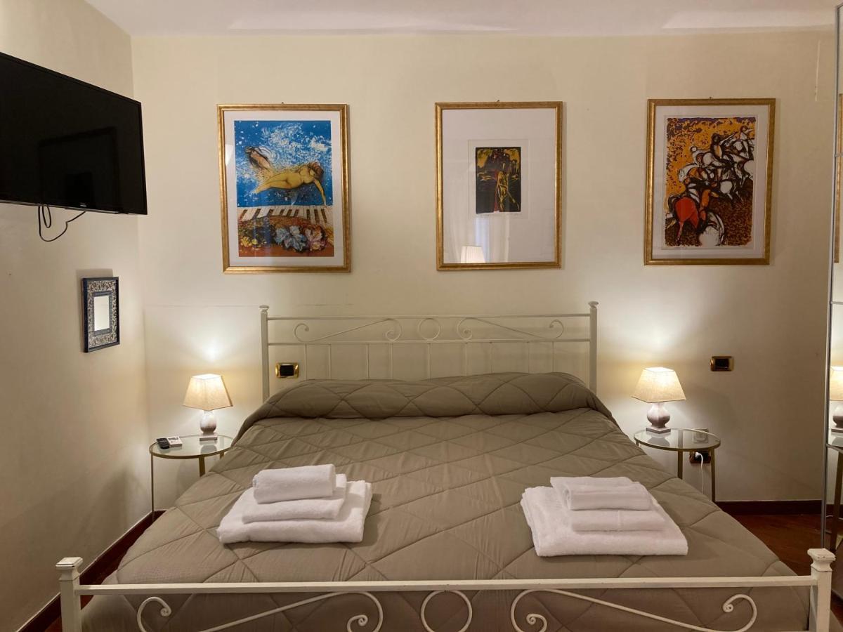 Araba Fenice Apartments - Bari Centro Luaran gambar