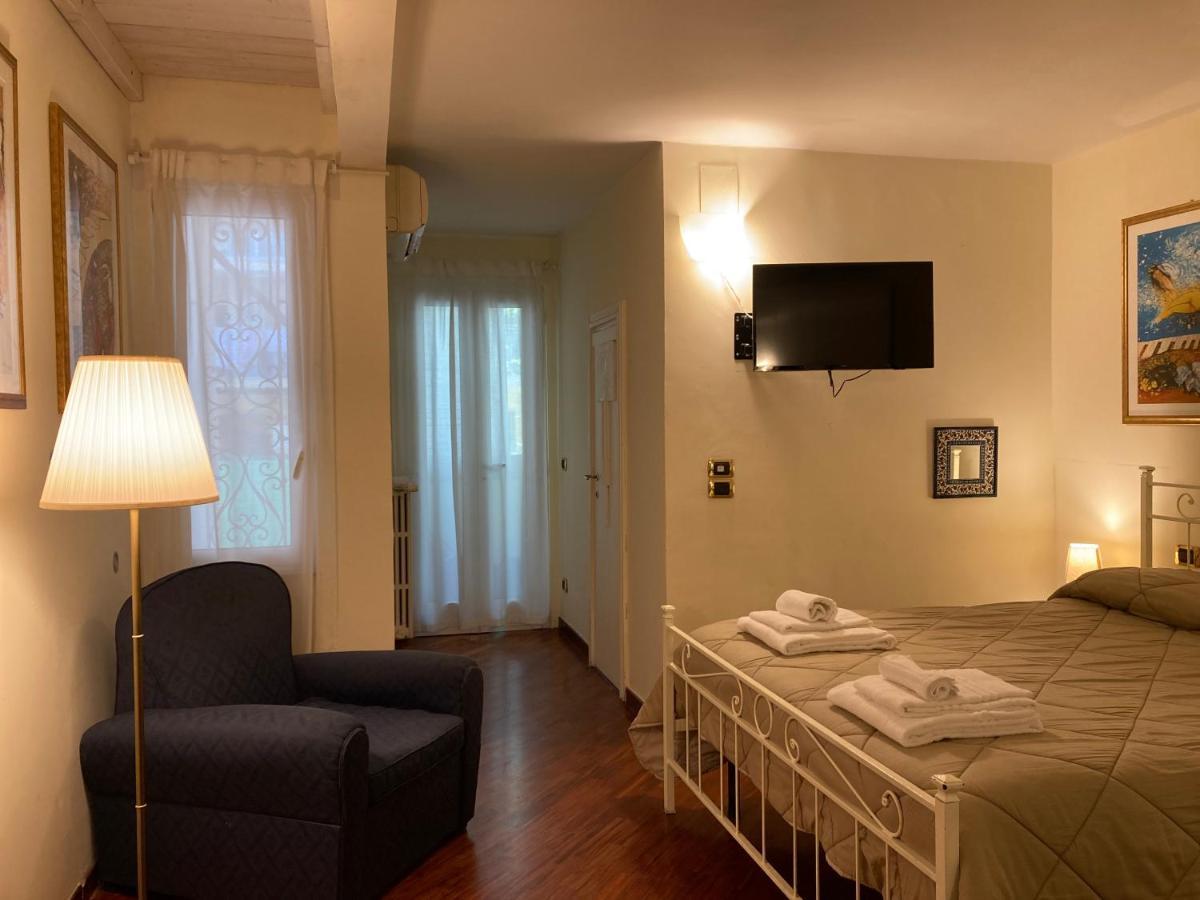 Araba Fenice Apartments - Bari Centro Luaran gambar